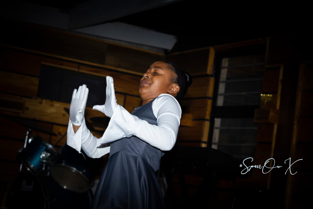 Praise in Motion
